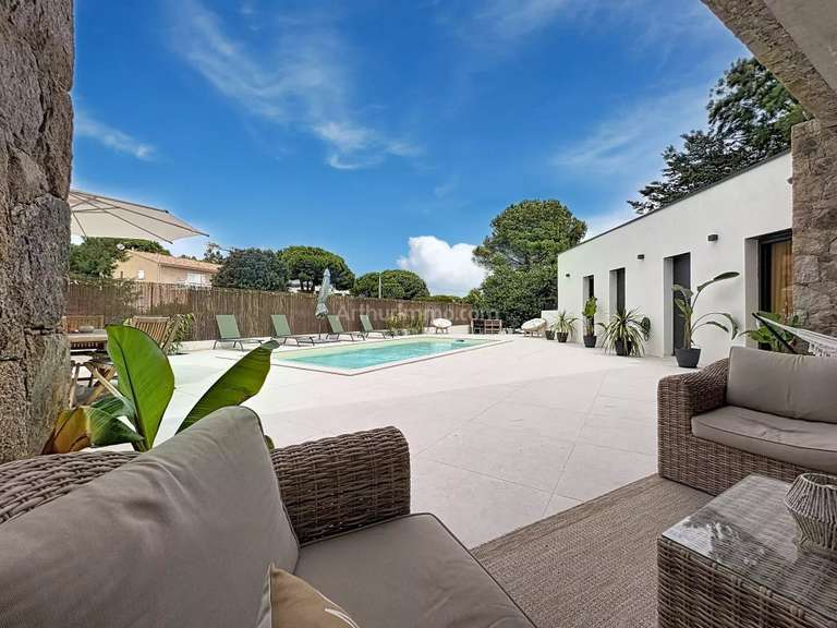 Propriété Calvi - 181m²
