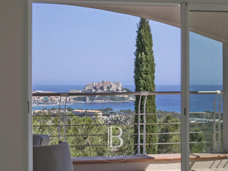 Vente Villa avec Vue mer Calvi - 7 chambres