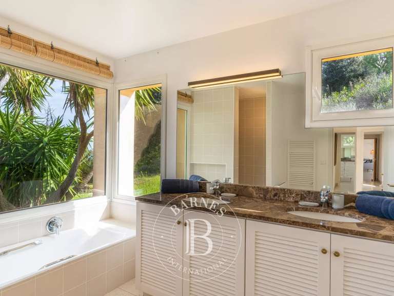 Villa with Sea view Calvi - 5 bedrooms - 300m²