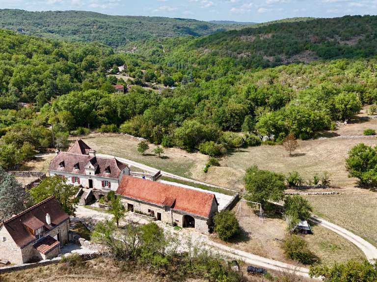 Propriété Calvignac - 5 chambres - 275m²