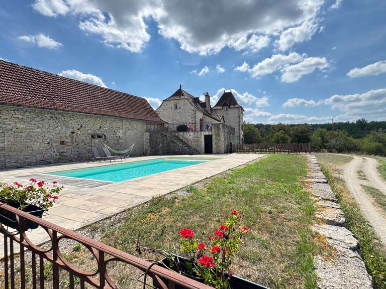 Propriété Calvignac - 5 chambres - 275m²
