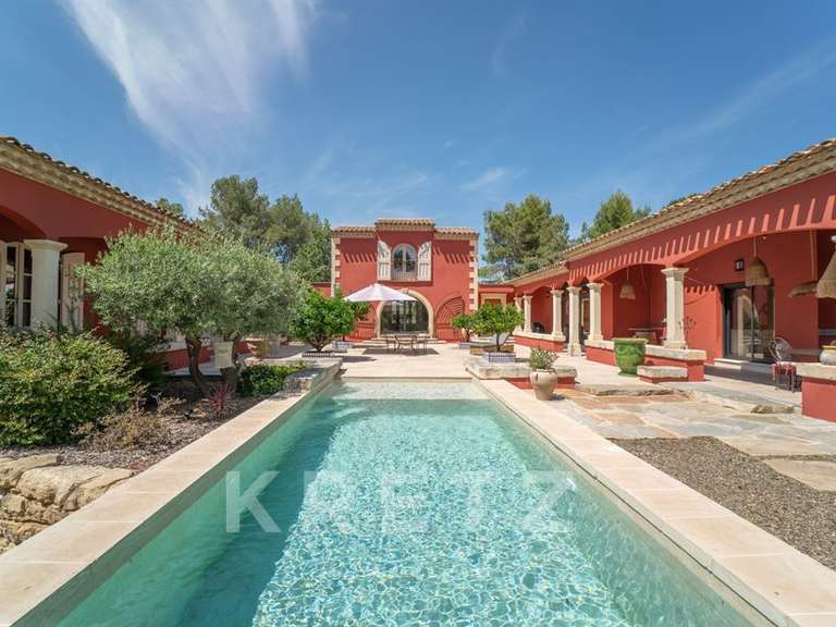 House Calvisson - 5 bedrooms - 350m²