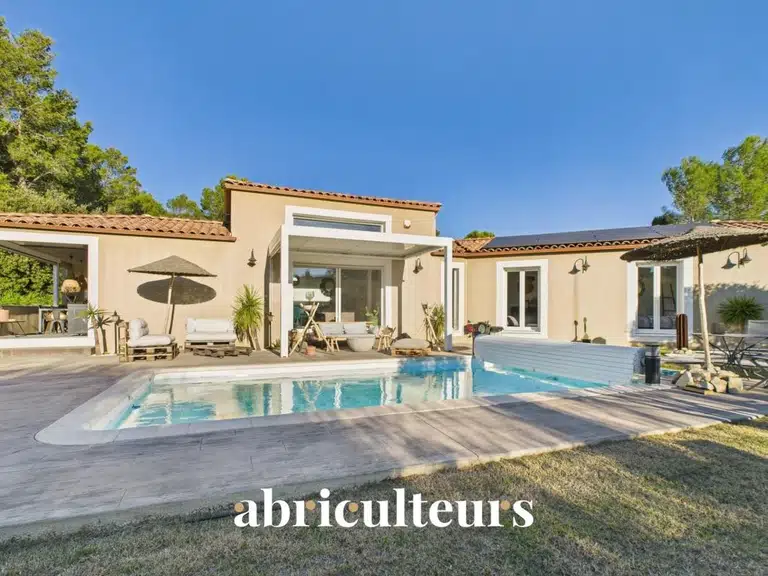 Maison Calvisson - 3 chambres - 139m²