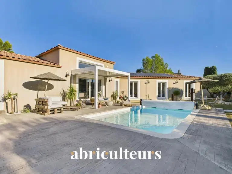 Maison Calvisson - 3 chambres - 139m²
