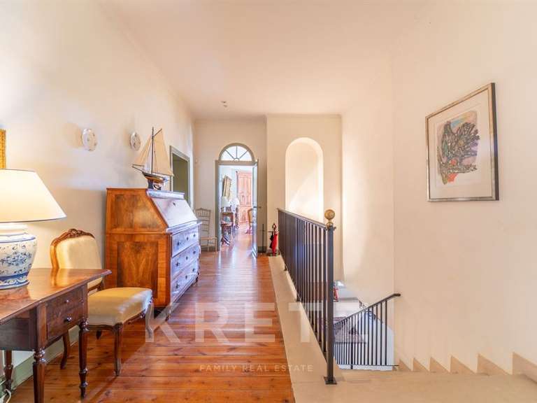Propriété Calvisson - 10 chambres - 900m²