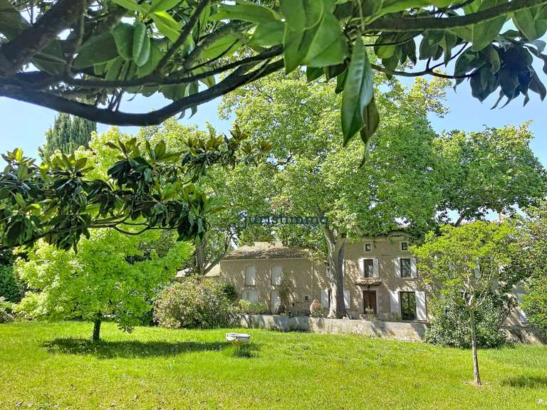 Maison Camaret-sur-Aigues - 5 chambres - 236m²