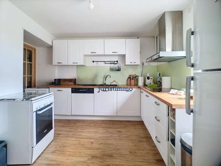 Maison Camaret-sur-Aigues - 5 chambres - 236m²