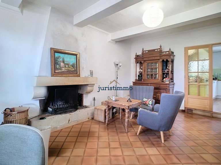 Maison Camaret-sur-Aigues - 5 chambres - 236m²