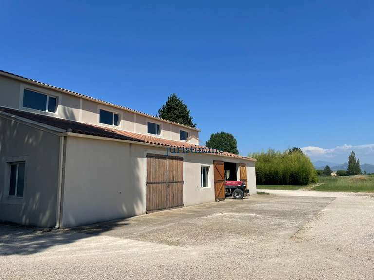 Maison Camaret-sur-Aigues - 5 chambres - 236m²