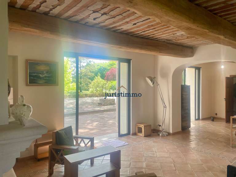 Maison Camaret-sur-Aigues - 5 chambres - 236m²