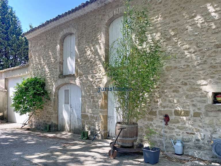 Maison Camaret-sur-Aigues - 5 chambres - 236m²