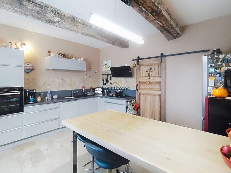 Maison Camaret-sur-Aigues - 5 chambres - 210m²