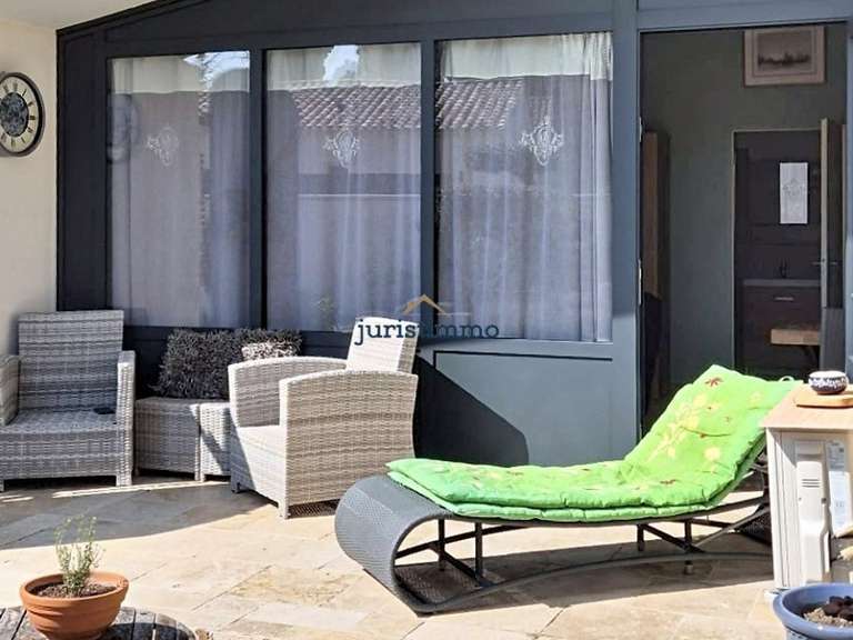 Maison Camaret-sur-Aigues - 5 chambres - 210m²