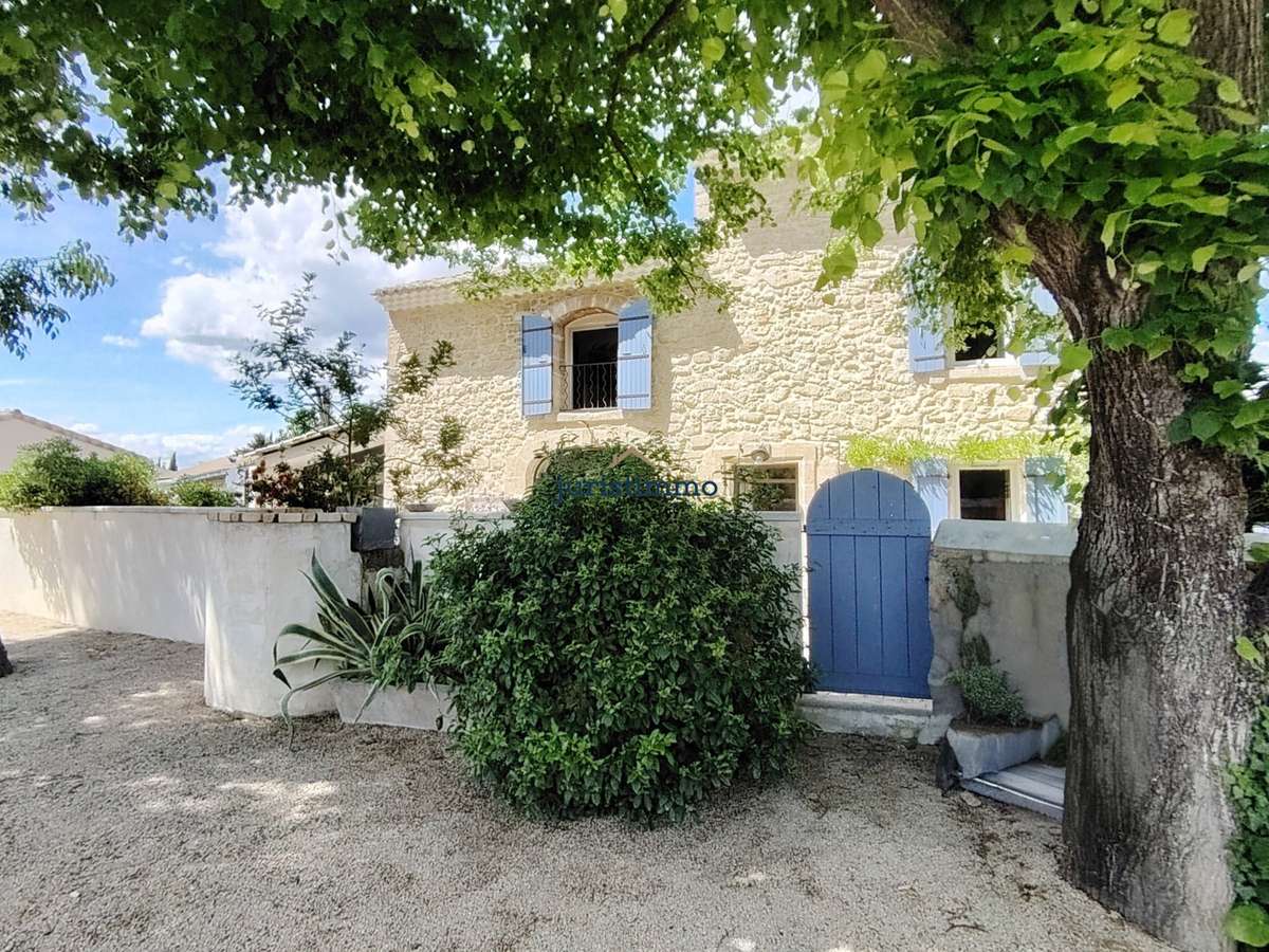 Maison Camaret-sur-Aigues