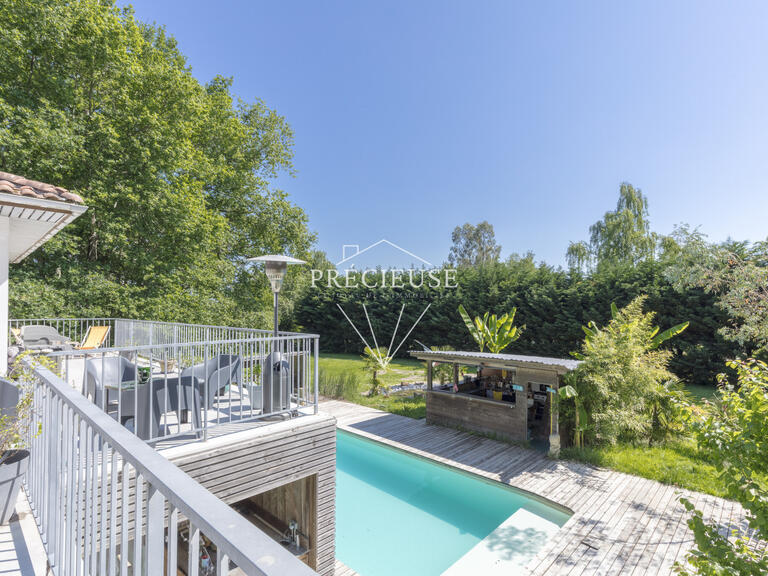 Maison Camblanes-et-Meynac - 5 chambres - 223m²