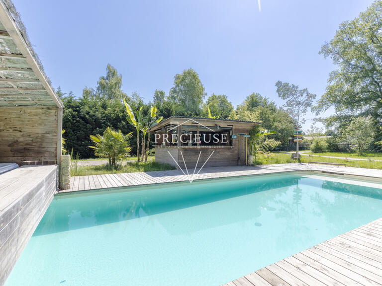 Maison Camblanes-et-Meynac - 5 chambres - 223m²