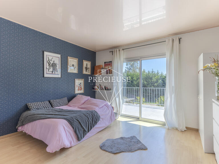 Maison Camblanes-et-Meynac - 5 chambres - 223m²
