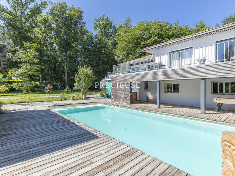 Maison Camblanes-et-Meynac - 5 chambres - 223m²