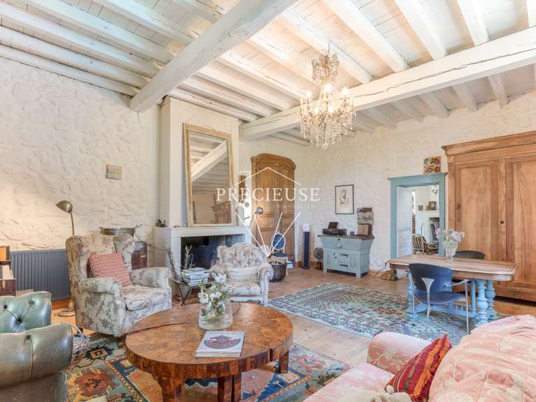 Maison Camblanes-et-Meynac - 6 chambres - 255m²