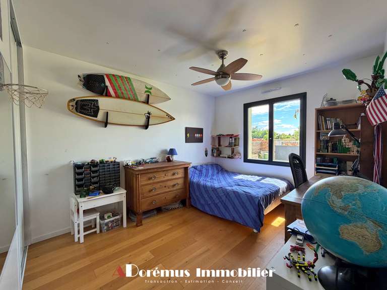 Maison Camblanes-et-Meynac - 4 chambres - 141m²