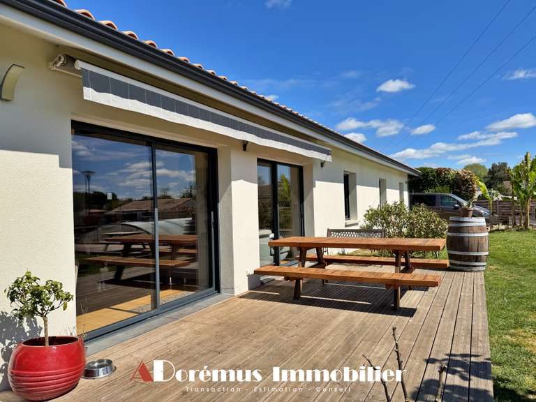 Maison Camblanes-et-Meynac - 4 chambres - 141m²