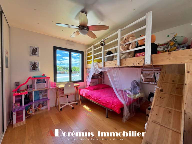 Maison Camblanes-et-Meynac - 4 chambres - 141m²