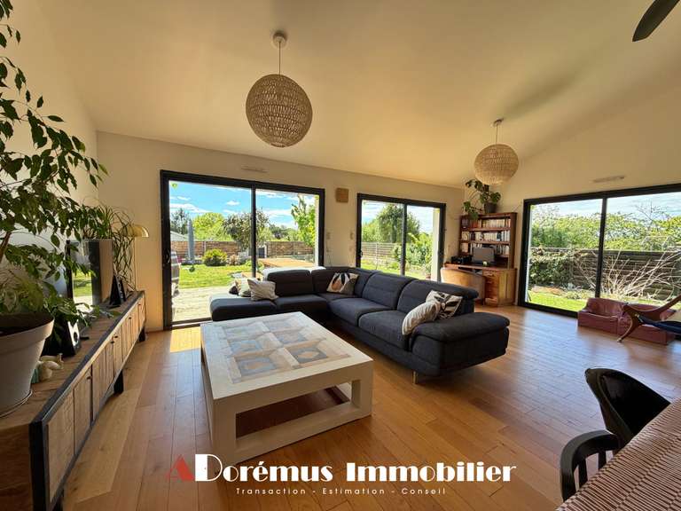 Maison Camblanes-et-Meynac - 4 chambres - 141m²