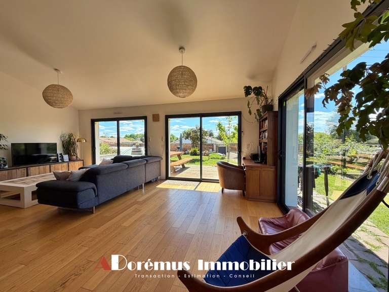 Maison Camblanes-et-Meynac - 4 chambres - 141m²