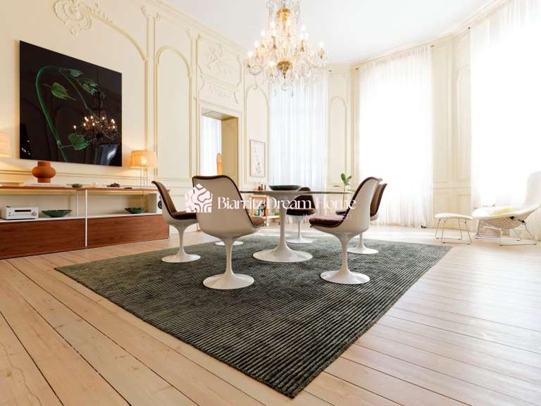 Maison Camblanes-et-Meynac - 5 chambres - 435m²