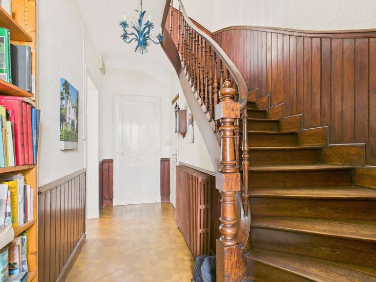 Maison Cambo-les-Bains - 5 chambres - 160m²