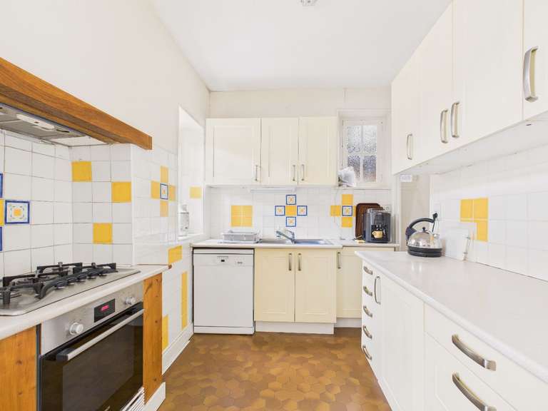 Maison Cambo-les-Bains - 5 chambres - 160m²