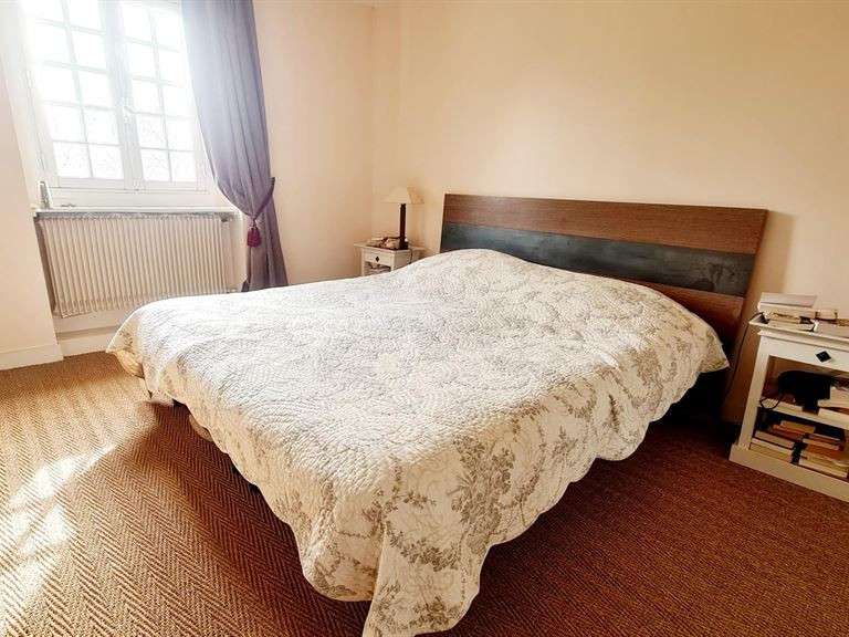 Maison Cambremer - 6 chambres - 250m²