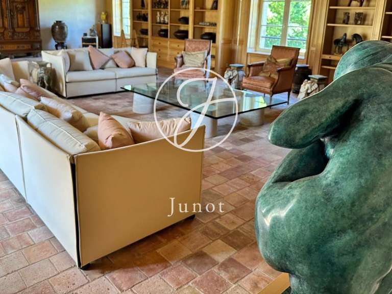 Manor Camors - 8 bedrooms - 1172117m²