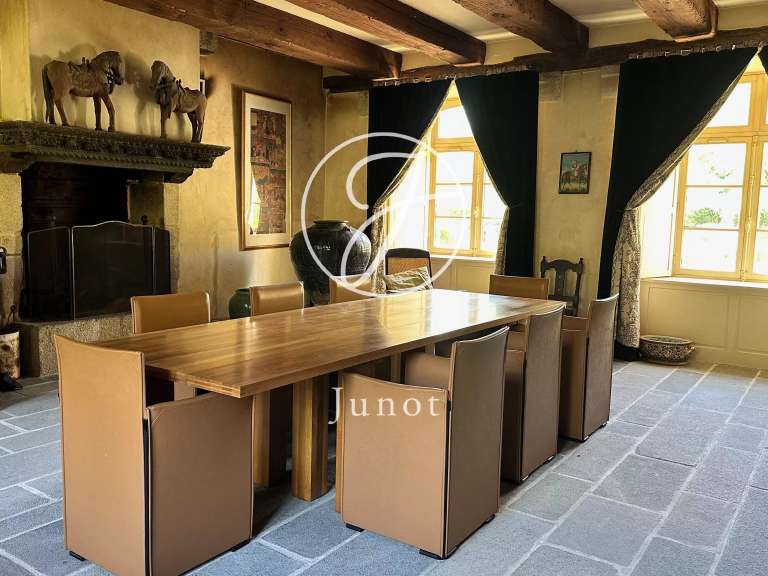 Manor Camors - 8 bedrooms - 1172117m²