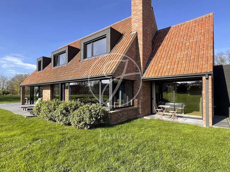 Maison Camphin-en-Pévèle - 4 chambres - 350m²