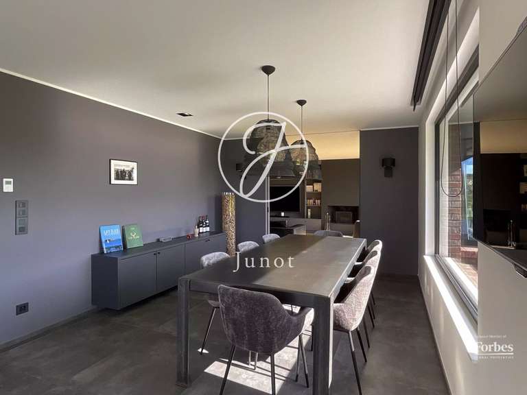 Maison Camphin-en-Pévèle - 4 chambres - 350m²