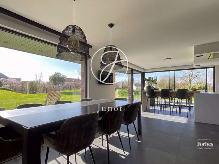 Maison Camphin-en-Pévèle - 4 chambres - 350m²