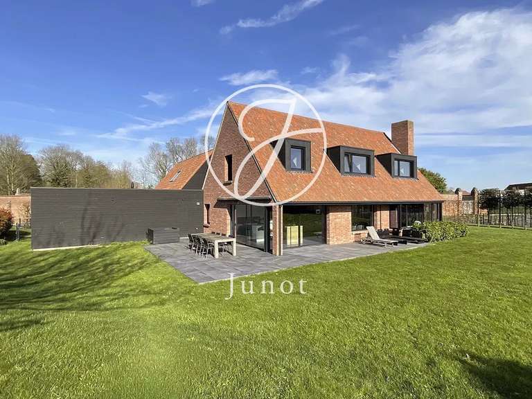 Maison Camphin-en-Pévèle - 4 chambres - 350m²