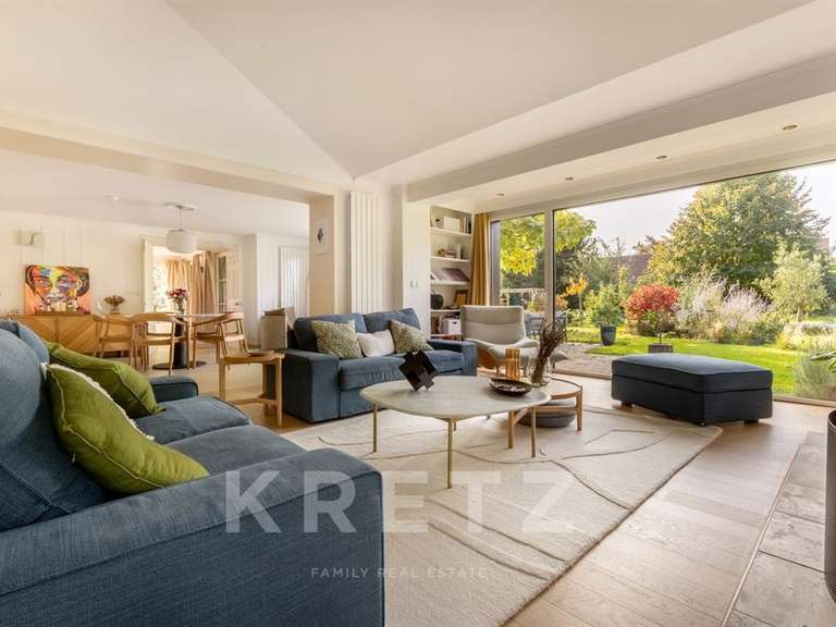 Maison Camphin-en-Pévèle - 5 chambres - 215m²