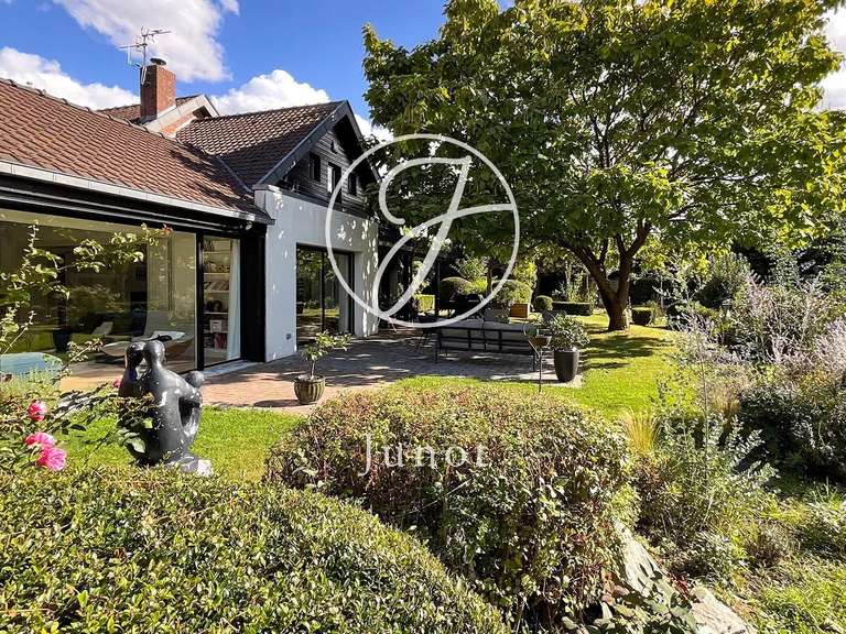 Maison Camphin-en-Pévèle - 5 chambres - 228m²