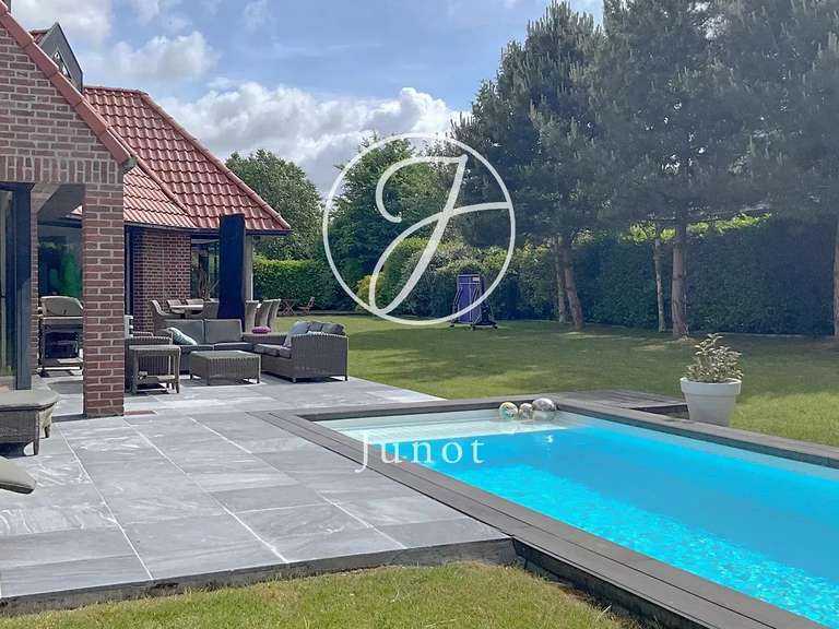 Maison Camphin-en-Pévèle - 4 chambres - 300m²