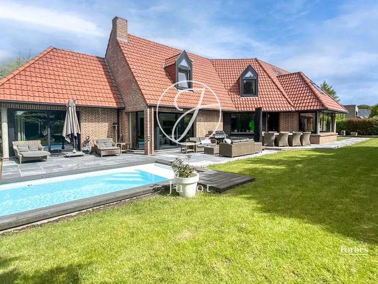 Maison Camphin-en-Pévèle - 4 chambres - 300m²