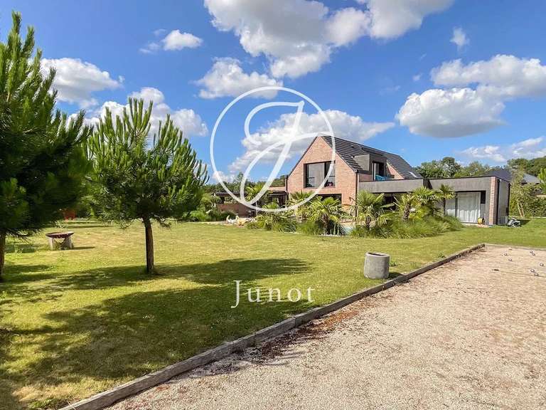Maison Camphin-en-Pévèle - 4 chambres - 260m²