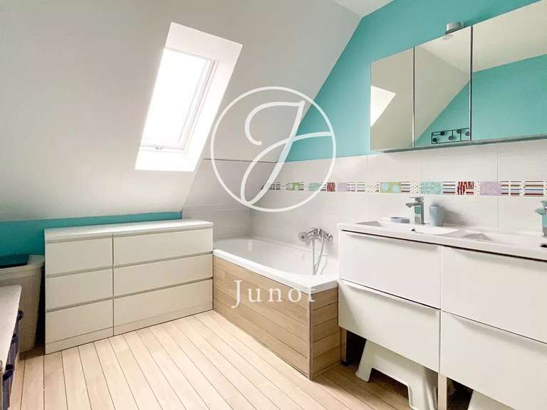 Maison Camphin-en-Pévèle - 4 chambres - 165m²