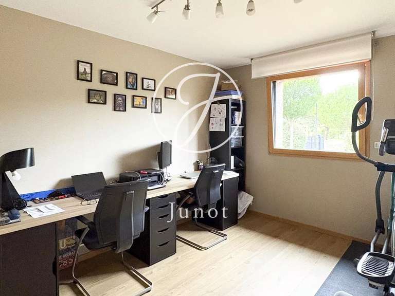 Maison Camphin-en-Pévèle - 6 chambres - 203m²