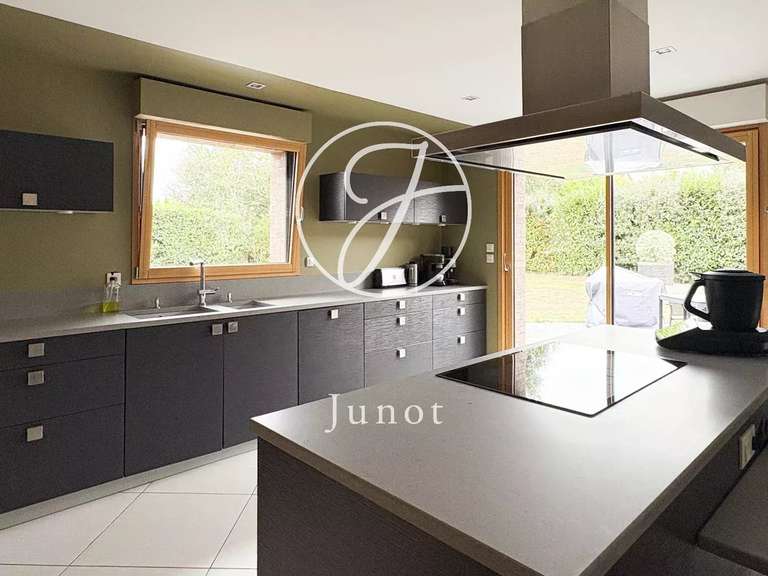 Maison Camphin-en-Pévèle - 6 chambres - 203m²