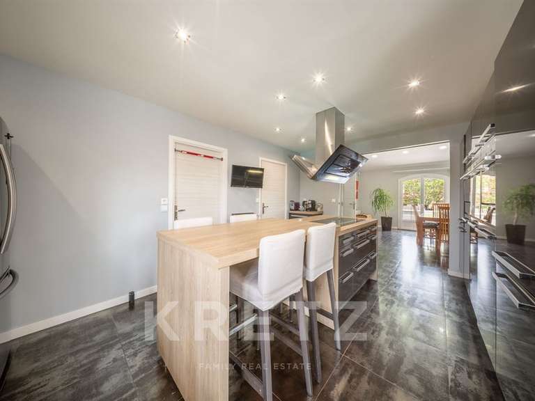 Maison Canéjan - 5 chambres - 260m²