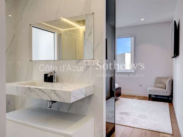 Apartment with Sea view Cannes - 2 bedrooms - 75m²