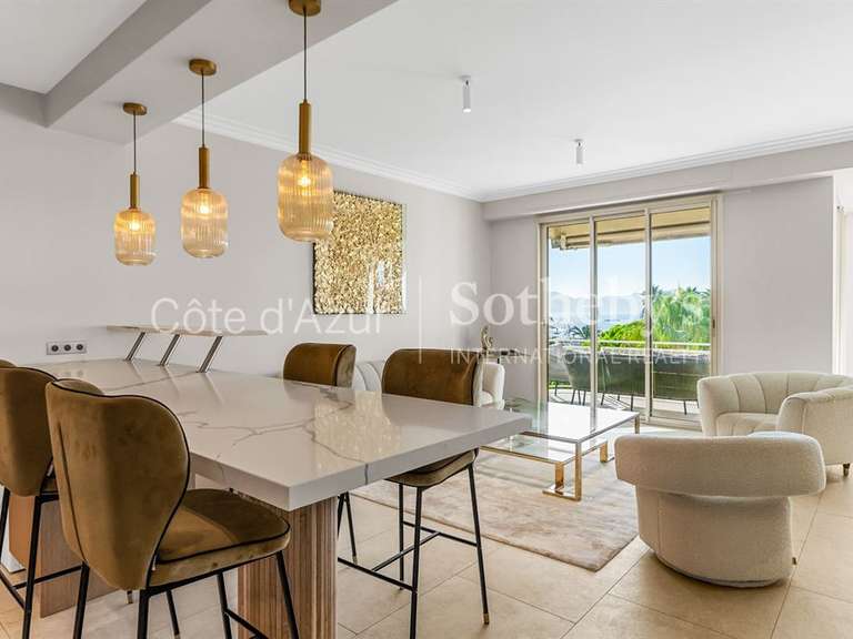 Apartment with Sea view Cannes - 2 bedrooms - 97m²