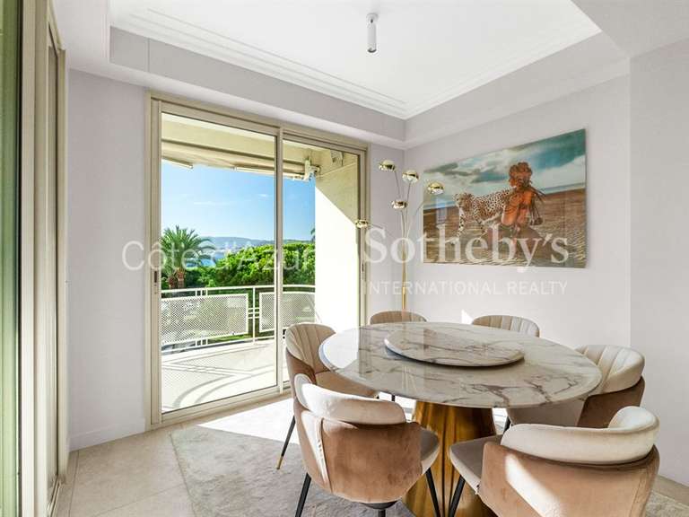 Apartment with Sea view Cannes - 2 bedrooms - 97m²